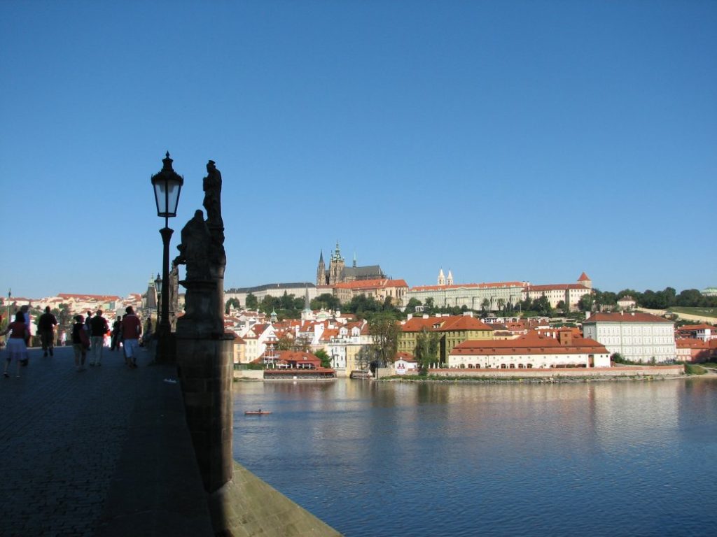 Karls Brücke und Schloss